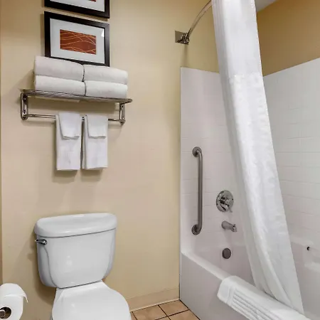 Comfort Inn & Suites Murrieta Temecula Wine Country Exterior photo