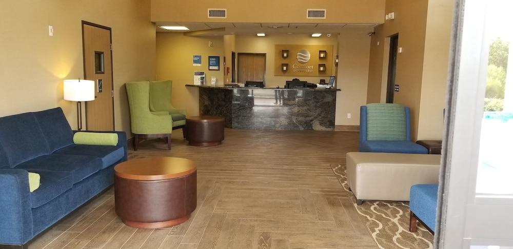 Hotel Comfort & Temecula Wine Country