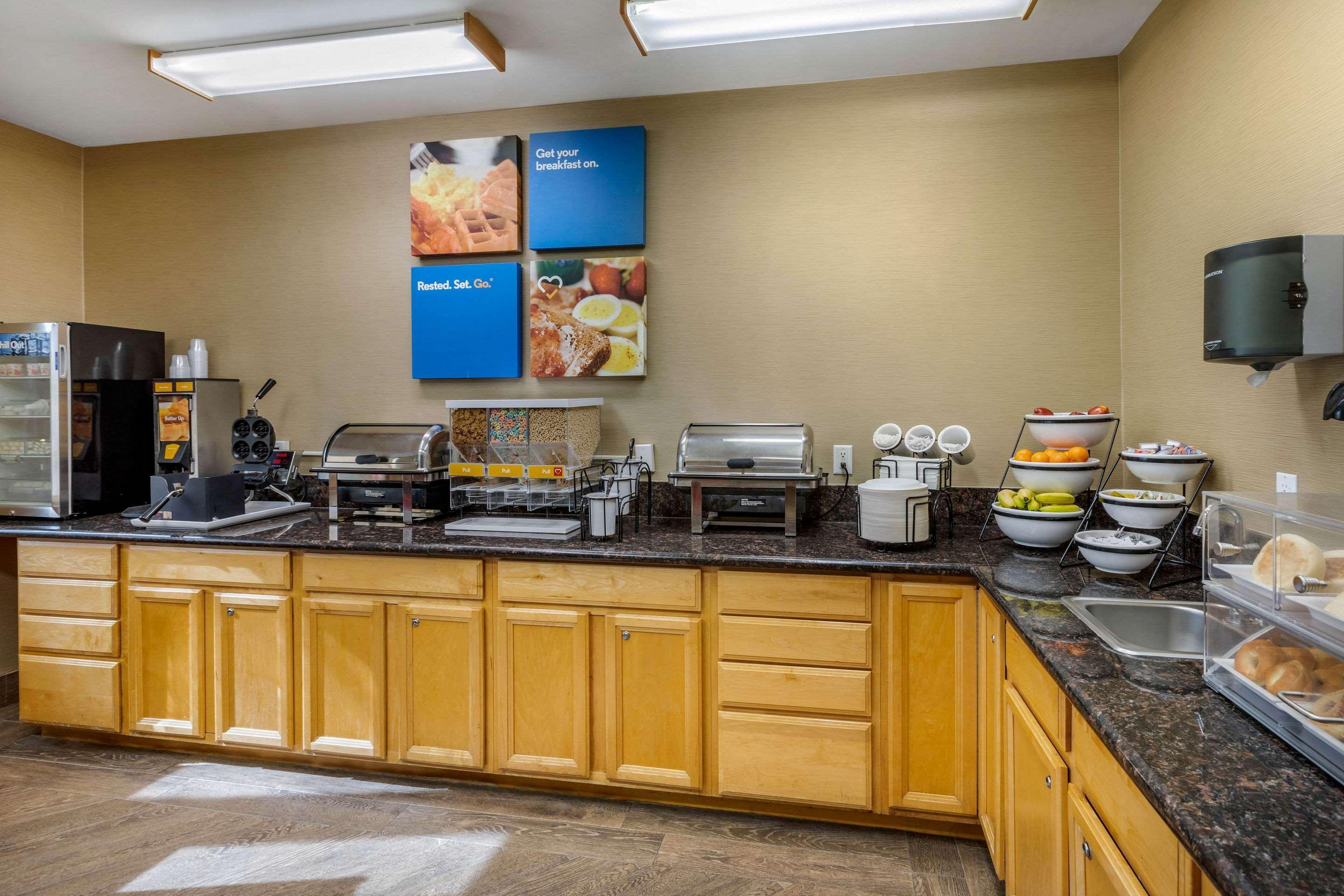 Comfort & Temecula Wine Country Hotel Murrieta