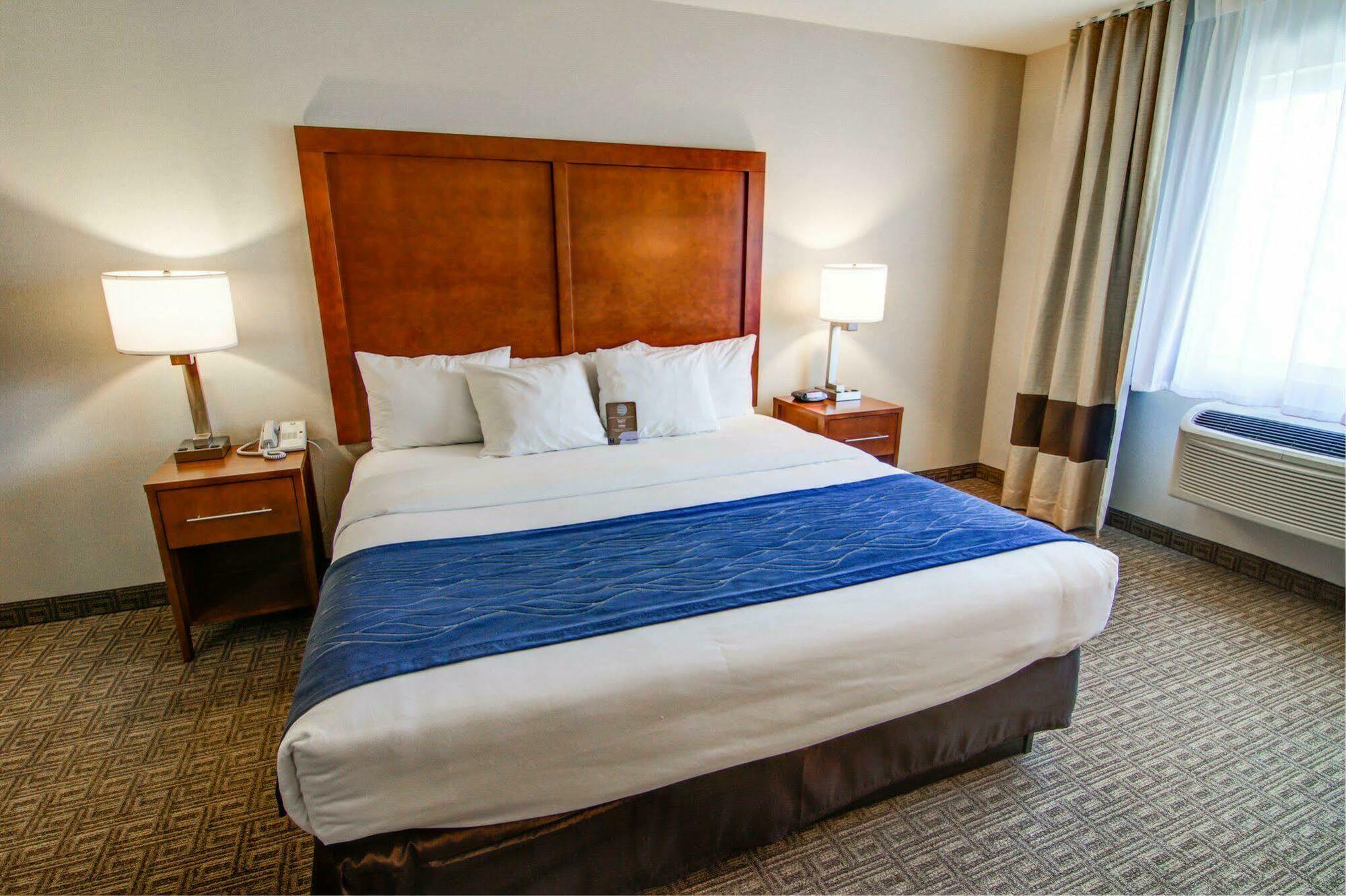 Comfort & Temecula Wine Country Hotel